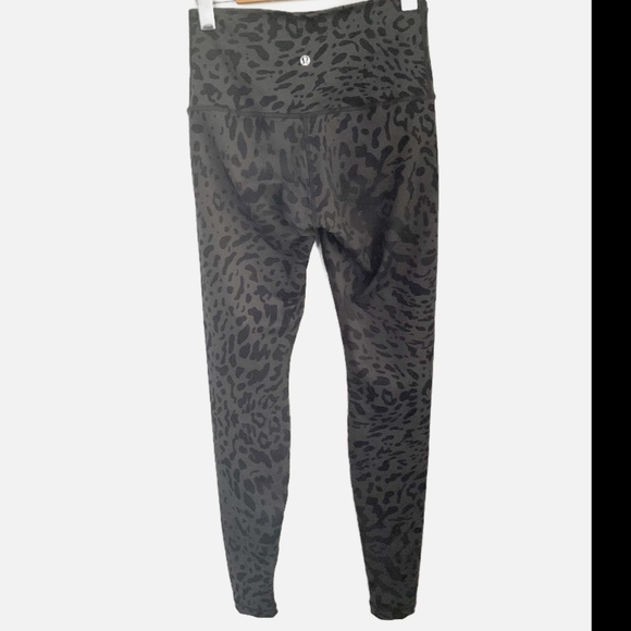 Lululemon Wunder Under Legging *Full-On Luon Animal Swirl Deep Coal Light Size 6 - Picture 2 of 8